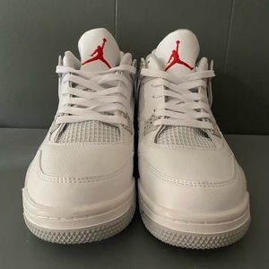 Jordan 4s